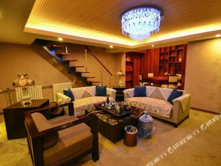 Синин: WanhengPrivate Hotel