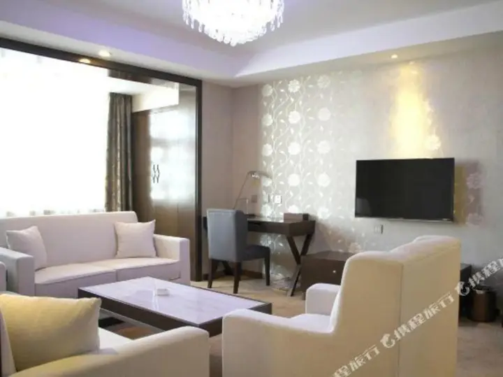 Синин: WanhengPrivate Hotel
