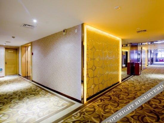Чунцин: Yangxin Grand Hotel (Currently unavailable)