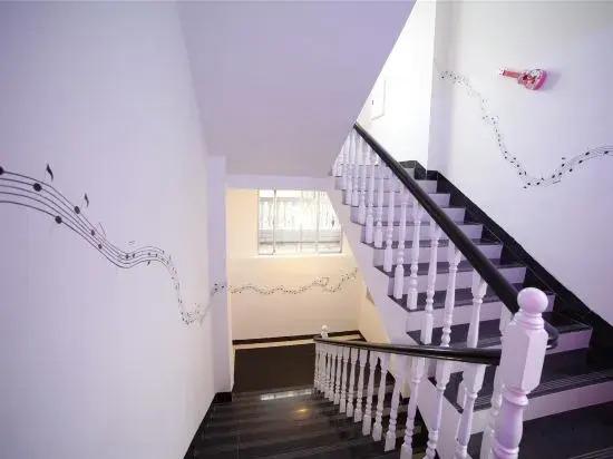 Шаогуань: Aichao Qingqing Love Theme Inn