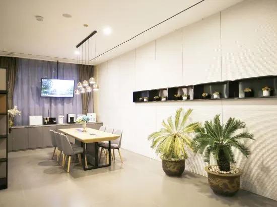 Шэньян: Ease Hotel (Shenyang Changjiang North Street Beiling Park Branch)