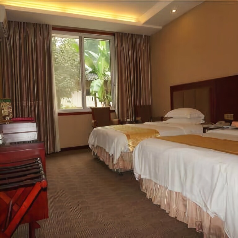 Ибинь: Juxiang Resort