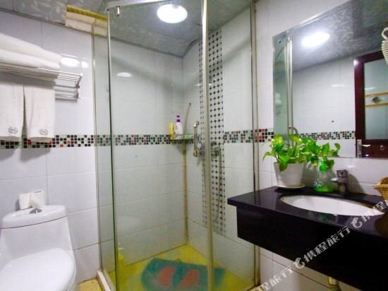 Цзясинь: Jiasijia Business Hotel