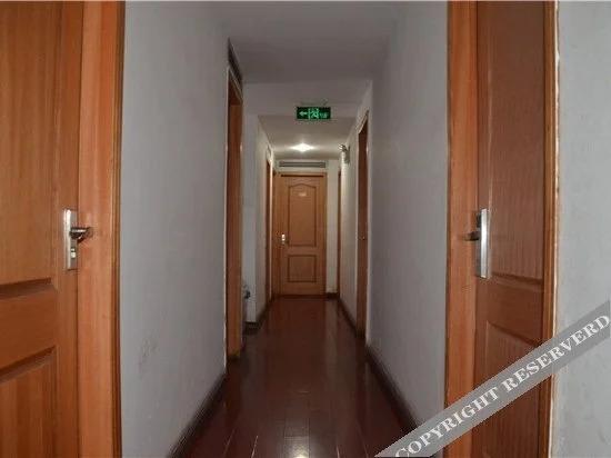 Цзясинь: Xizi Hostel