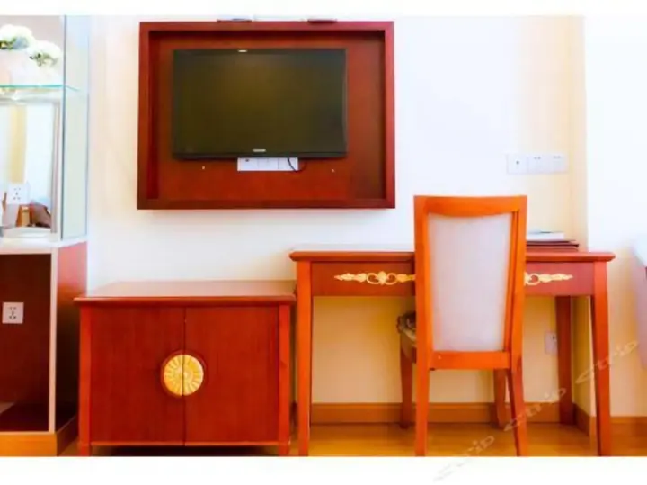 Цзуньи: Zhenghua Hotel