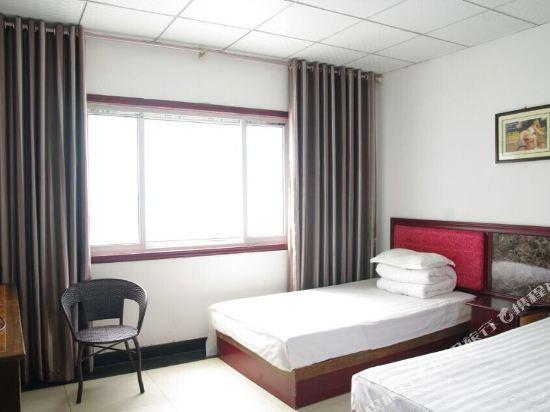 Кайфын: Juhai Hotel