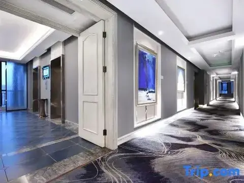 Чэнду: Five Elements Hotel (Wuhou New Town Shuangliu Airport CuQiao Subway station)