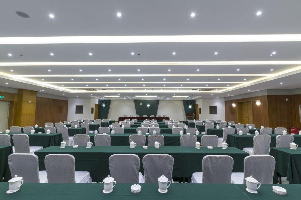 Шангри-Ла: Diqing Argyle Hotel