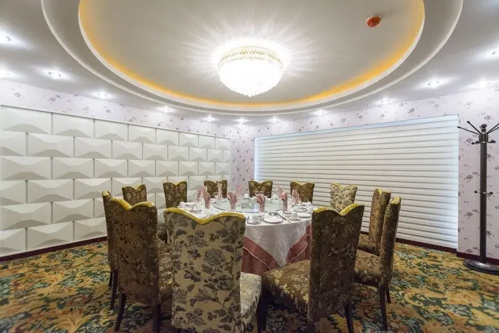 Шангри-Ла: Diqing Argyle Hotel