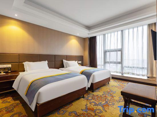 Ичан: Haiyi Portofino Hotel