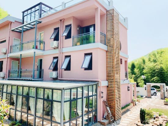 Ханчжоу: Lin'an Congqian. Man Hostel