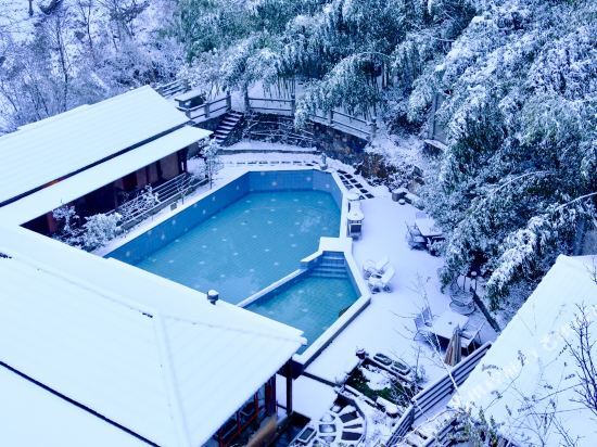 Ханчжоу: Lin'an Congqian. Man Hostel
