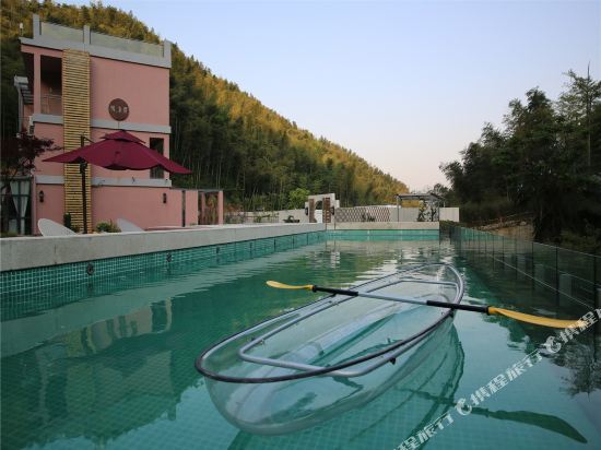 Ханчжоу: Lin'an Congqian. Man Hostel