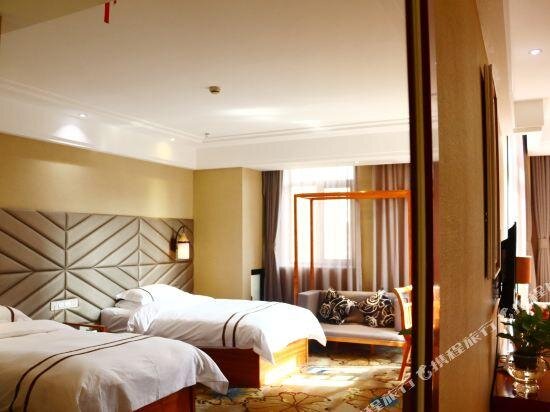 Хух-Хото: Shengjing Holiday Inn