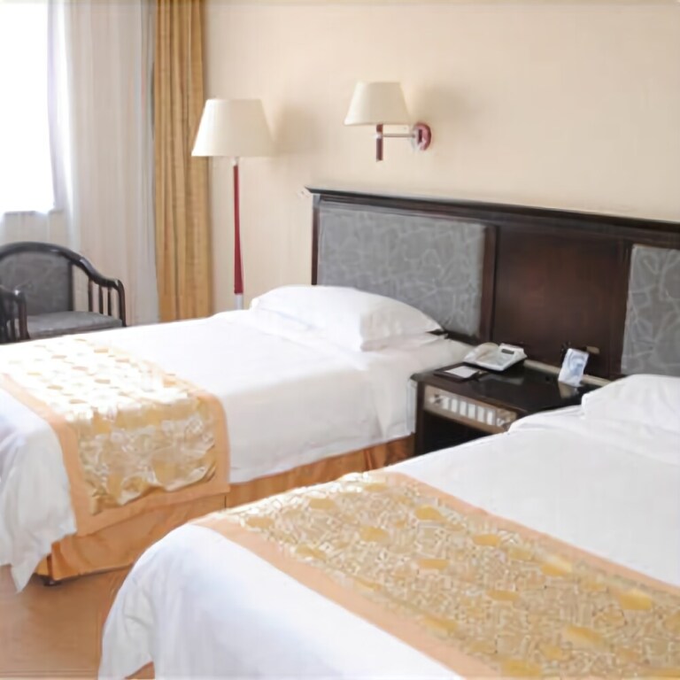 Таншань: Jin Gang International Hotel