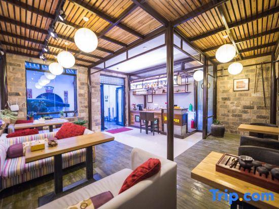 Хуаншань: Hongcun Tongxin Inn
