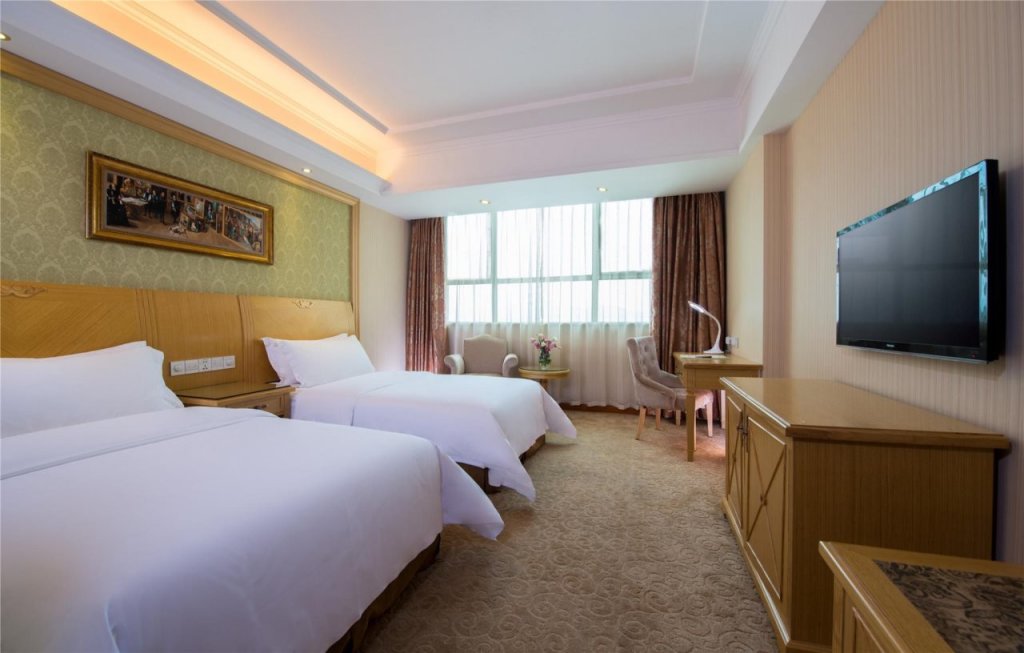 Дунгуань: Vienna Hotel