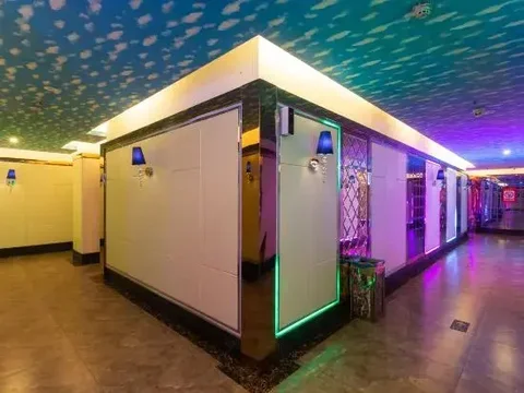 Ичан: Wufeng International Hotel