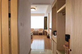 Хуайхуа: Vienna Hotel (Xupu Wanda Plaza)