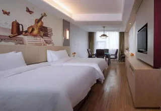 Хуайхуа: Vienna Hotel (Xupu Wanda Plaza)