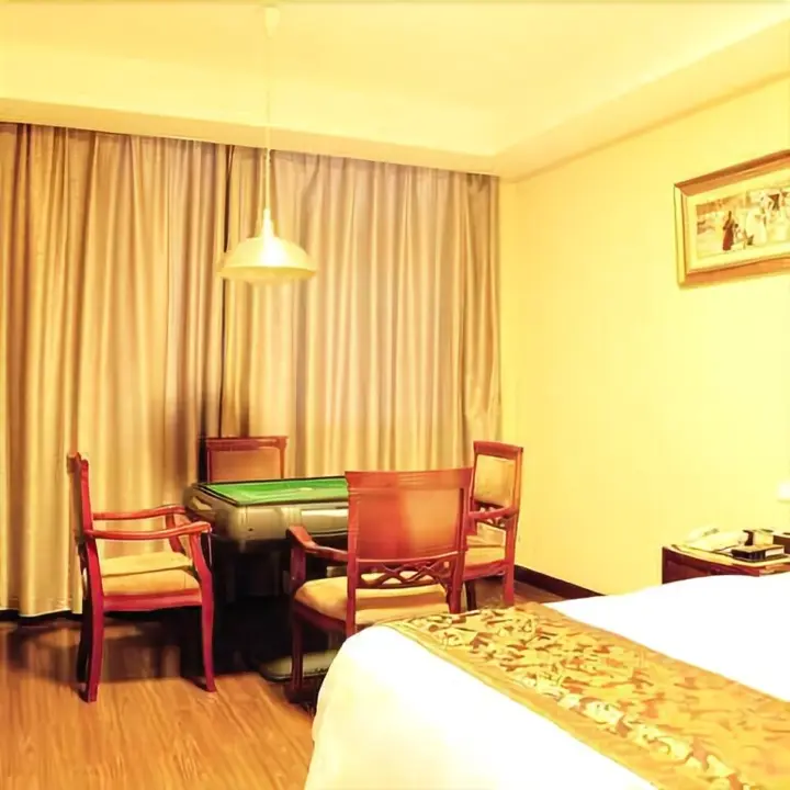 Чжоушань: Athena Inn