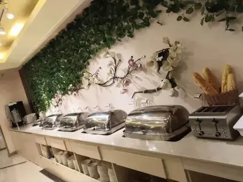 Шэньян: Grace Inn Hotel (Shenyang Railway Station East Square Taiyuan Street Pedestrian Street)