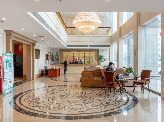 Сяогань: Qiankun Hotel