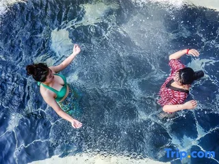 Ляньюньган: Donghai Forest Hot Spring Resort