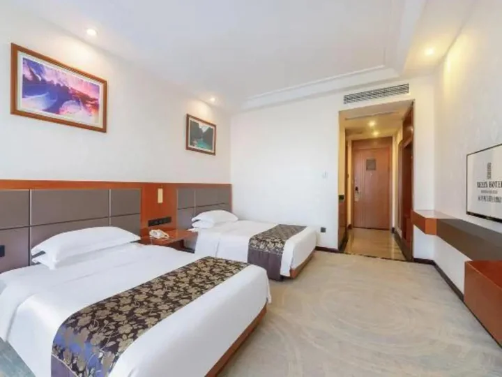Чунцин: River & Holiday Rezen Hotel Pengshui
