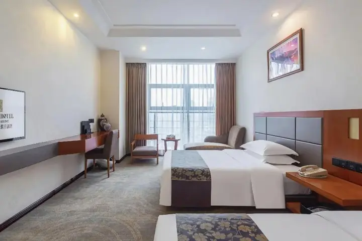 Чунцин: River & Holiday Rezen Hotel Pengshui