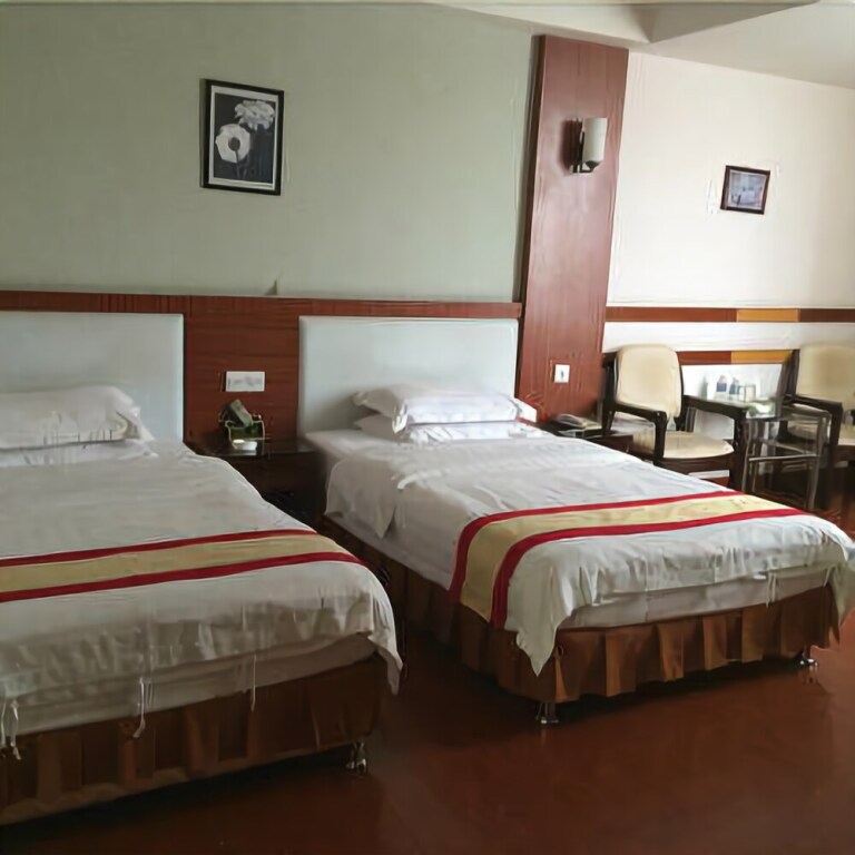 Чжаоцин: Chengke Hotel Guangdong Zhaoqing Sihui District Huilin Road