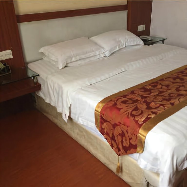 Чжаоцин: Chengke Hotel Guangdong Zhaoqing Sihui District Huilin Road