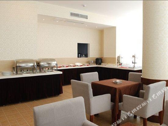 Сичан: Quanming Hotel