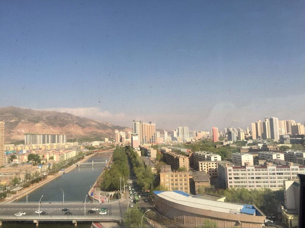Синин: Jingjiang Hotel