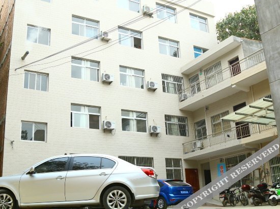 Вэйнань: Ruixiang Hotel