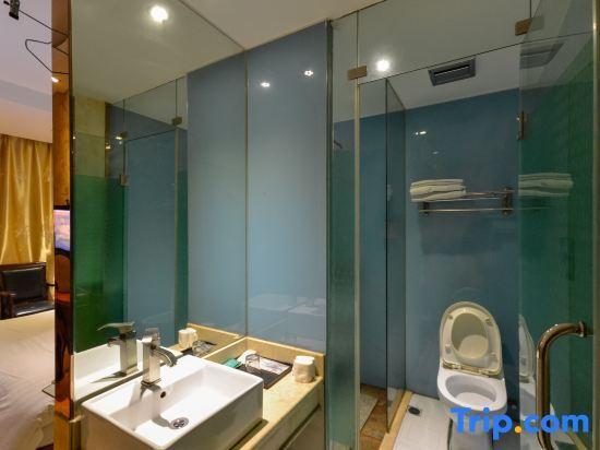 Тайчжоу: Huayi Hotel (Chonghe Store, Linhai Yintai City)