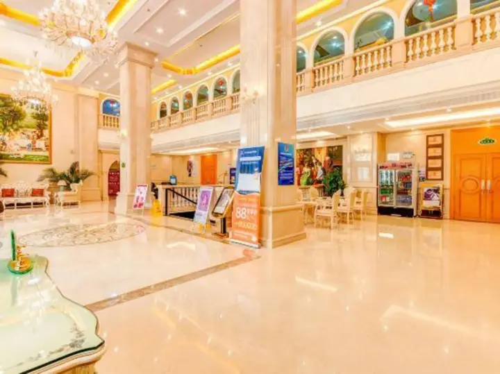 Лянфан: Vienna International Hotel (Hebei Yanjiao Jinyan Street)