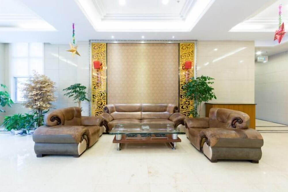 Lianhua International Hotel — фото 1