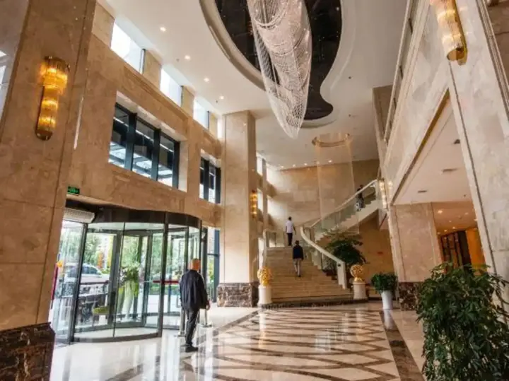 Гуйдин: Shoufu Yuting Hotel