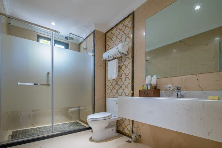 Дали: Dali T Hotel