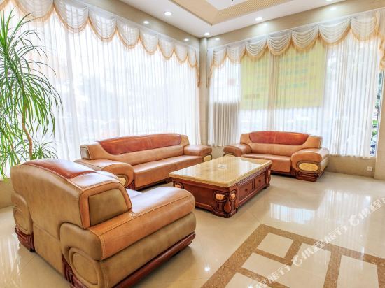 Янгиианг: Yangjiang Fangyuan Business Hotel