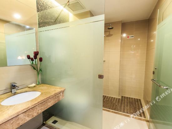 Янгиианг: Yangjiang Fangyuan Business Hotel
