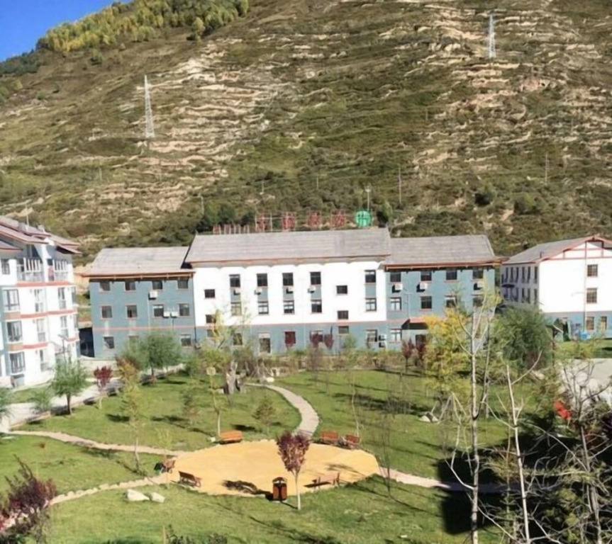 Сунпань: Songlin Hotel