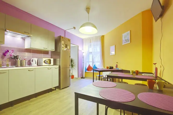Санкт-Петербург: Underground Hall Hostel