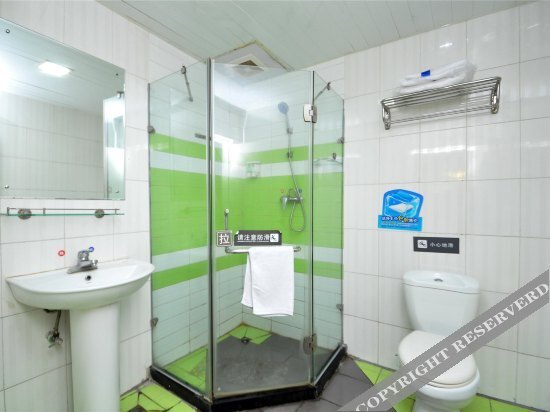 Линьи: Linyi Meidajiayue  Hotel