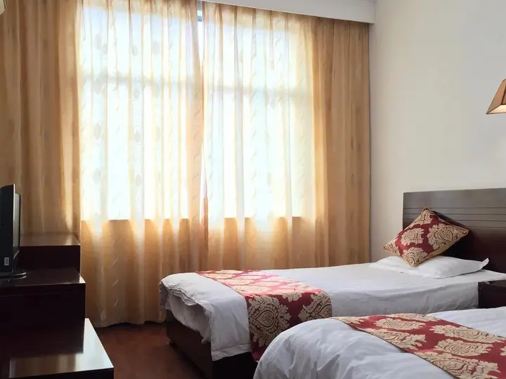 Хуаншань: Grapevine Hotel