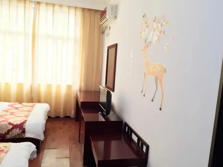 Хуаншань: Grapevine Hotel