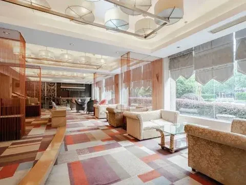 Ухань: Swiss-Belhotel Lotus Lake Wuhan