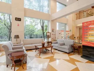 Ухань: Swiss-Belhotel Lotus Lake Wuhan