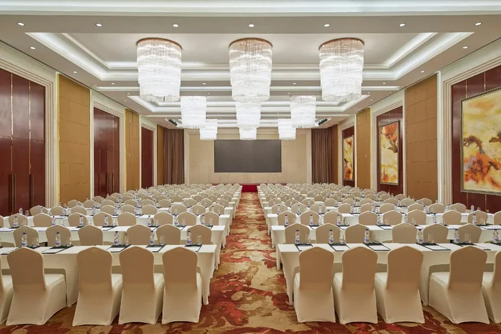 Лупаньшуй: Four Points by Sheraton Liupanshui
